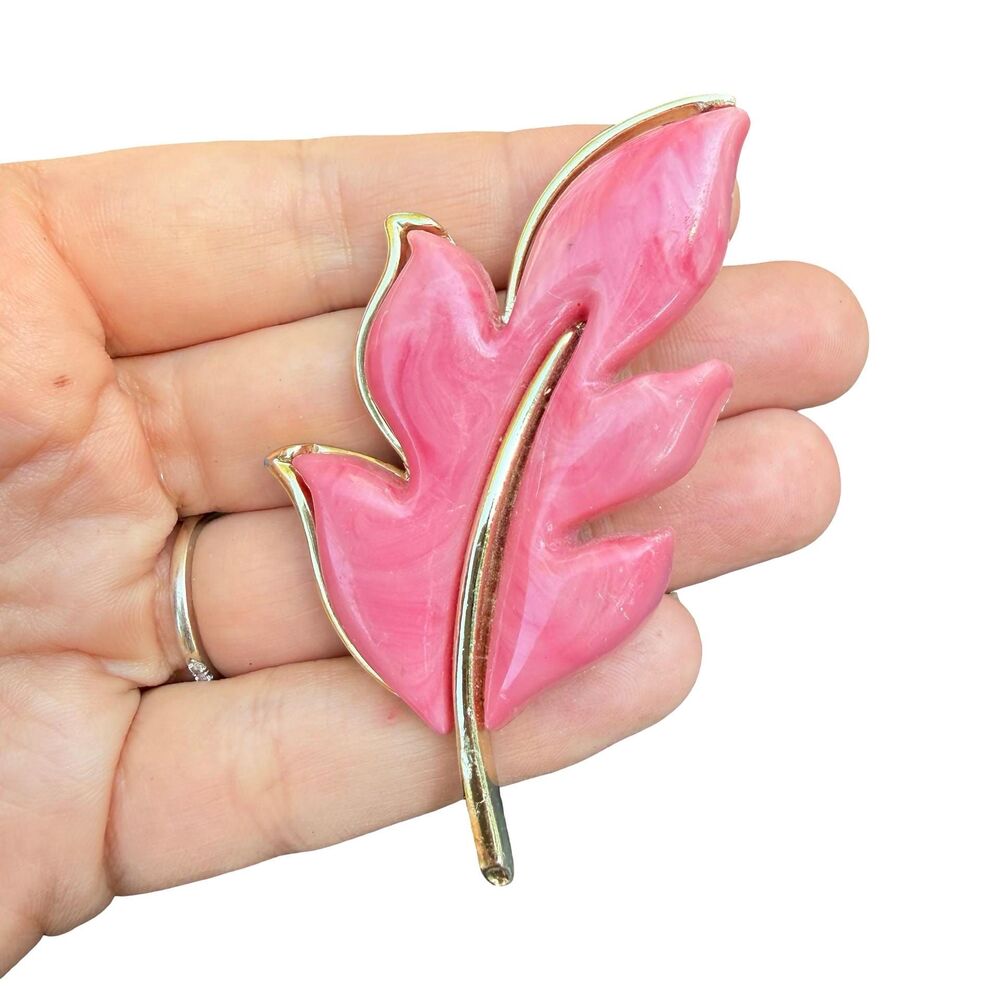 Vintage Pink Lucite Leaf Brooch 1974 Sarah Coventry Autumn Splendor Lucite Leaf